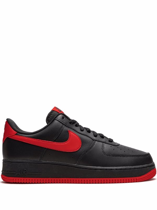 NIKE AIR FORCE 1 LOW