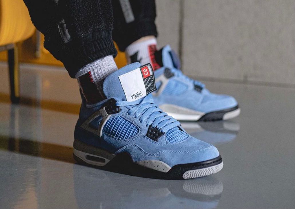 Air Jordan 4