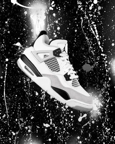 Air Jordan 4