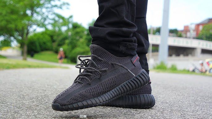 Yeezy Boost 350 V2