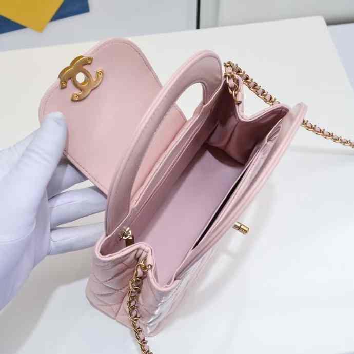 CHANEL BELLY BAG