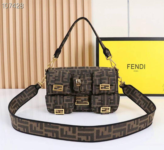 WOMEN FENDI MULTIPOCKET BAGUETTE BAG