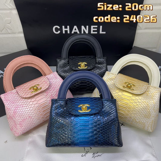 CHANEL MINI CRUSH WITH TOP HANDLE