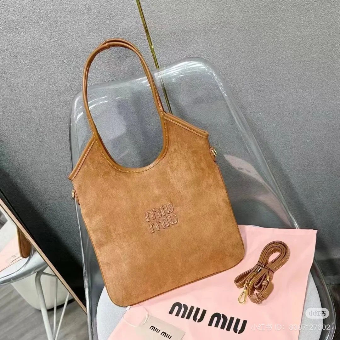 MIU MIU WANDER MATELASSE NAPPA MINI BAG