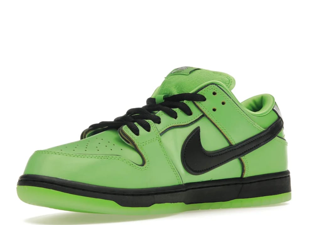 NIIKE SB DUNK LOW PRO X POWERPUFF GIRLS BUTTERCUP