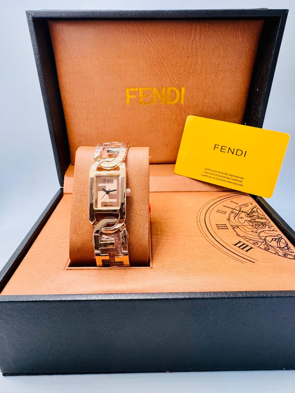 FENDI GOURMETTE WOMEN WATCH