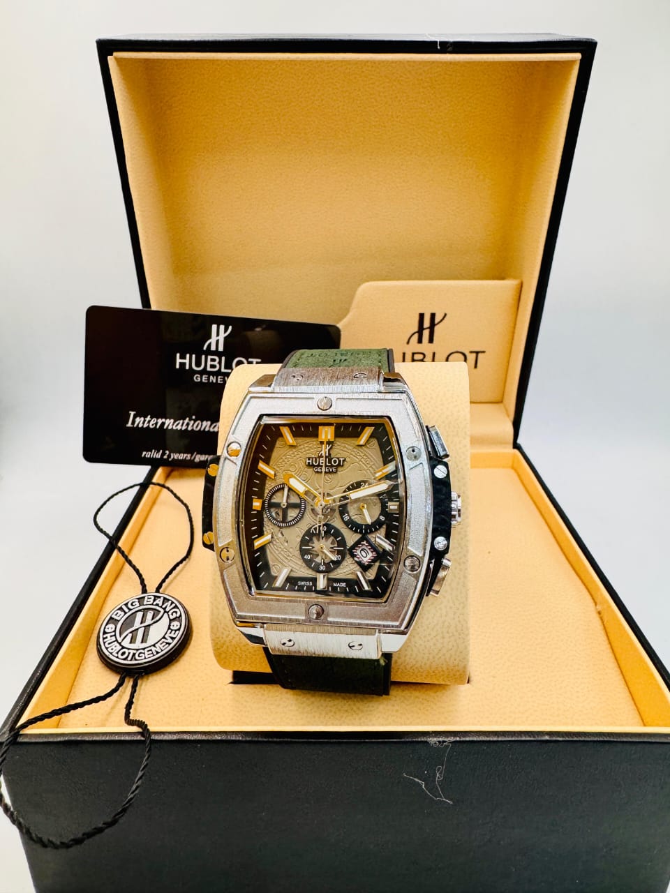 HUBLOT SPIRIT BING BANG WATCH UNISEX