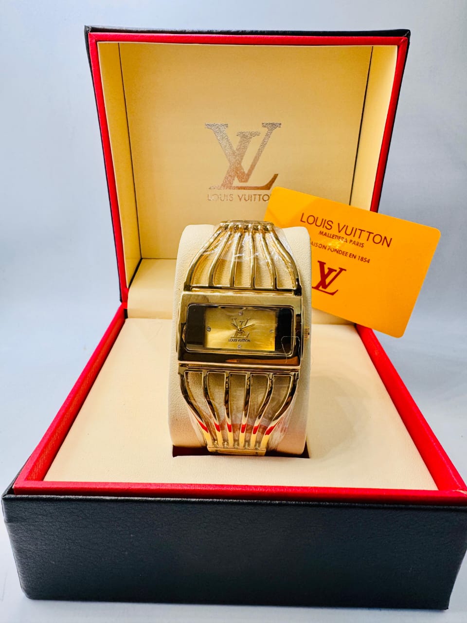 LOUISVUITTON TAMBOUR BIJOU FOR LADY