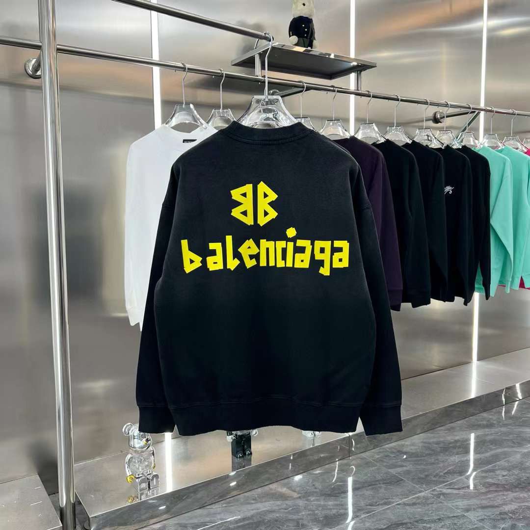 BALENCIAGA CREWNECK SWEATSHIRT