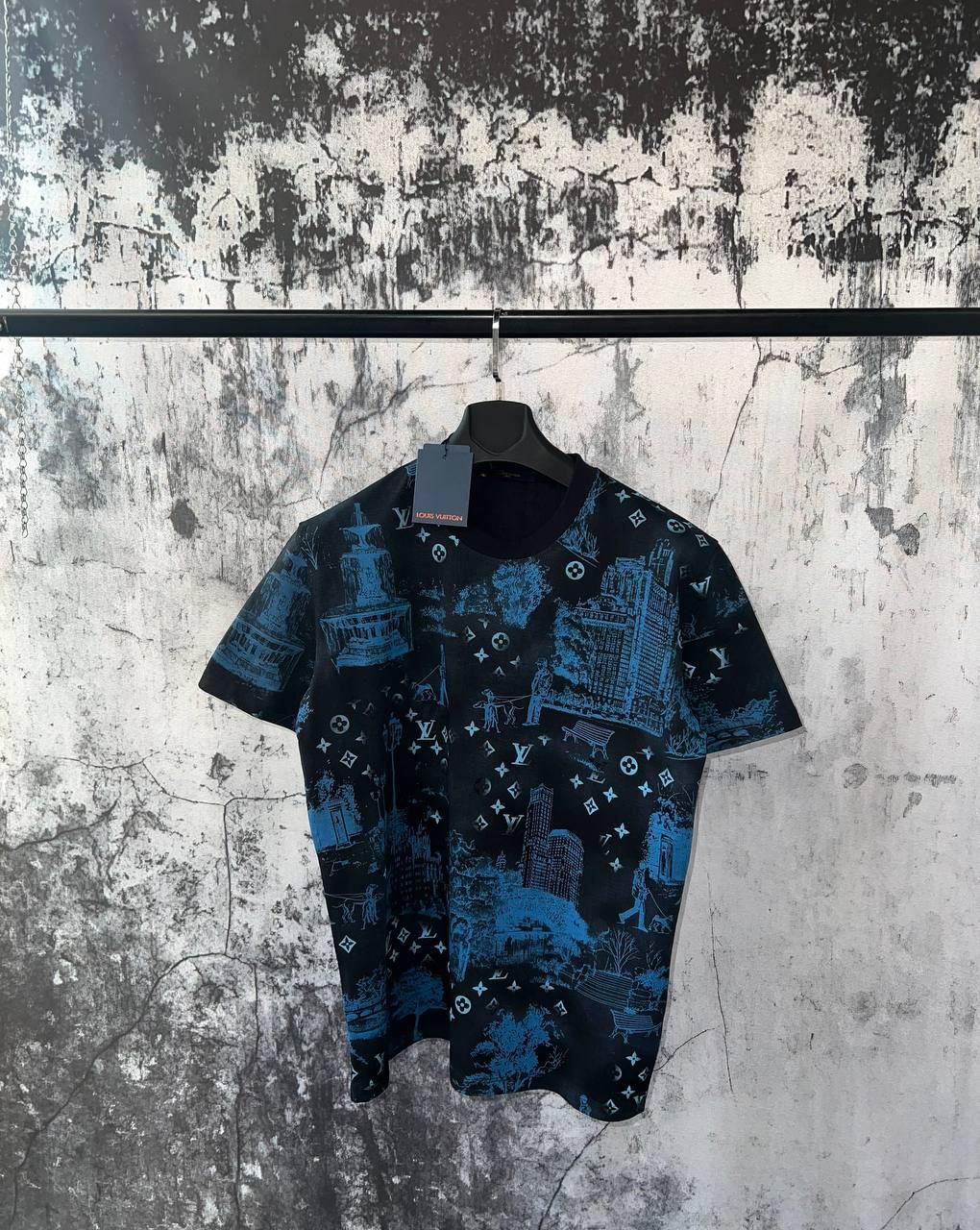 LV CONCERT PRINT T-SHIRT