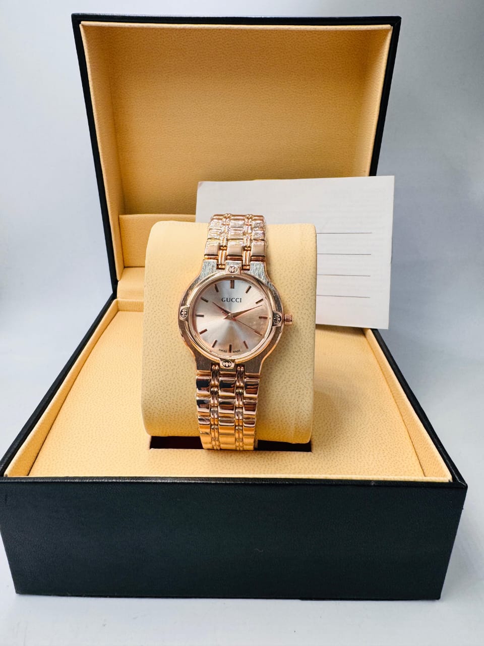 GUCCI 9200L WOMENs WATCH