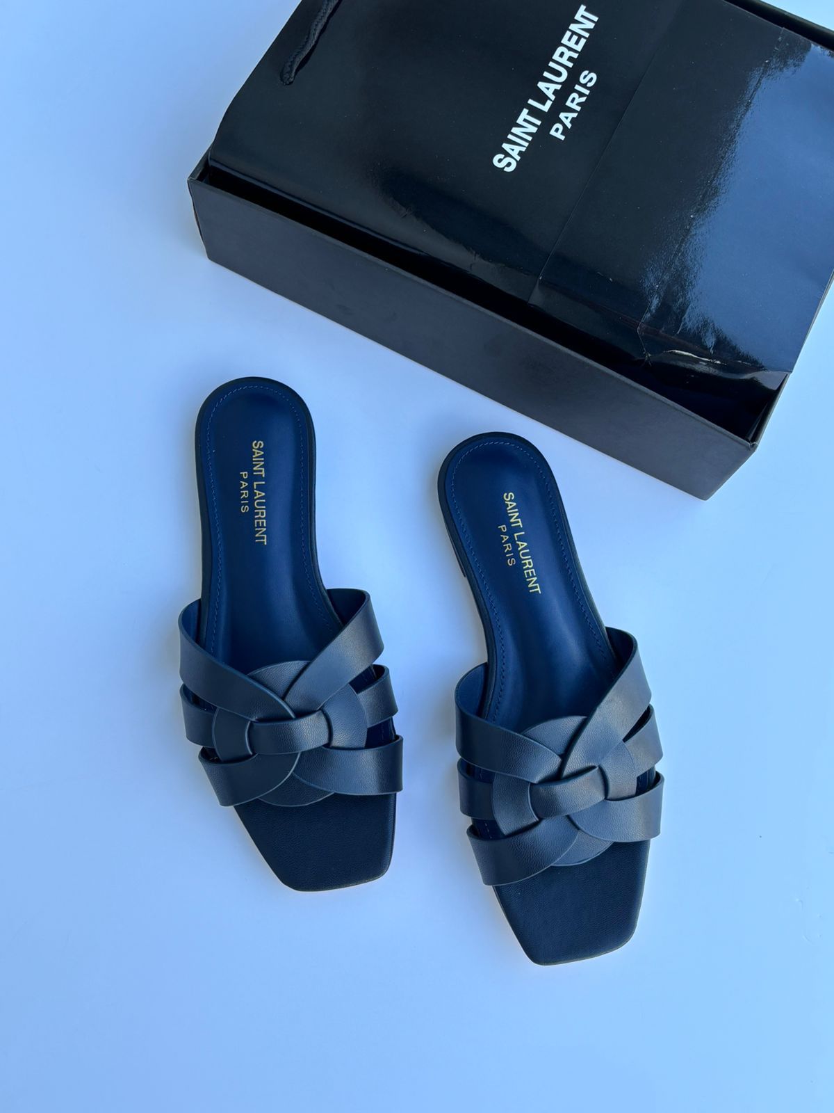 SAINT LAURENT TRIBUTE SANDAL