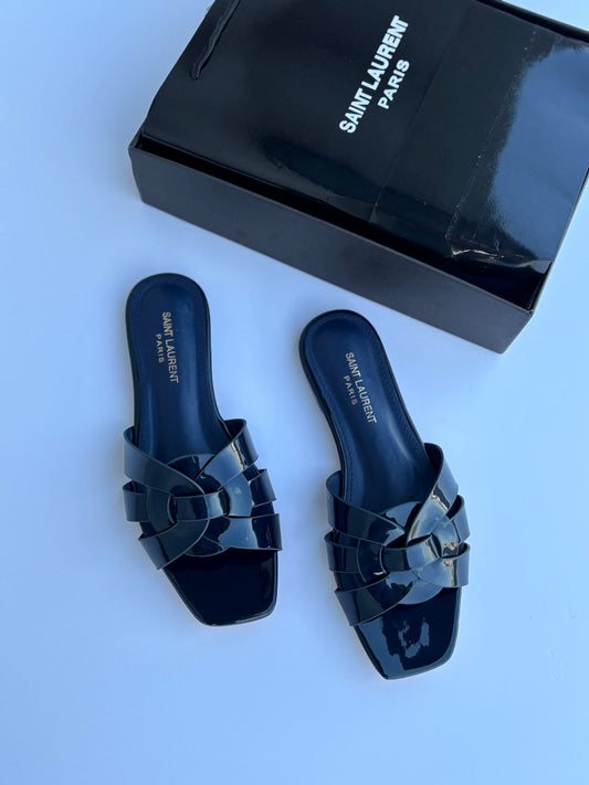 SAINT LAURENT TRIBUTE SANDAL