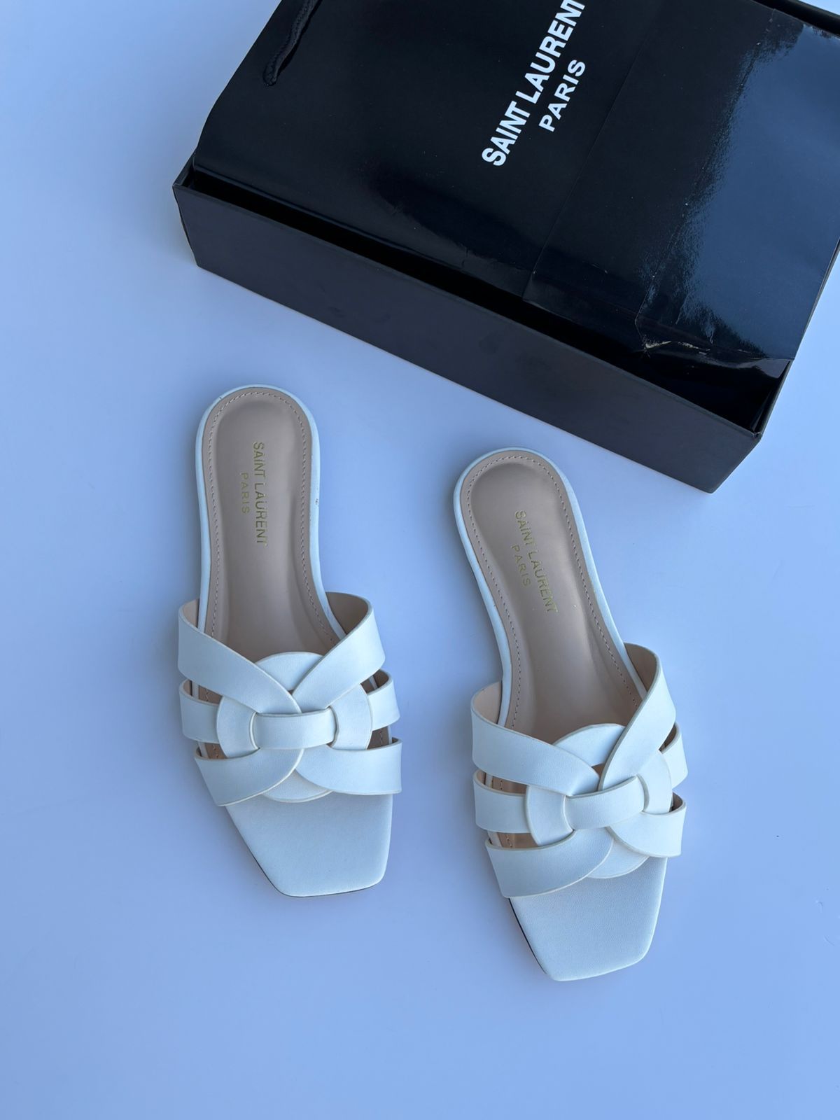 SAINT LAURENT TRIBUTE SANDAL