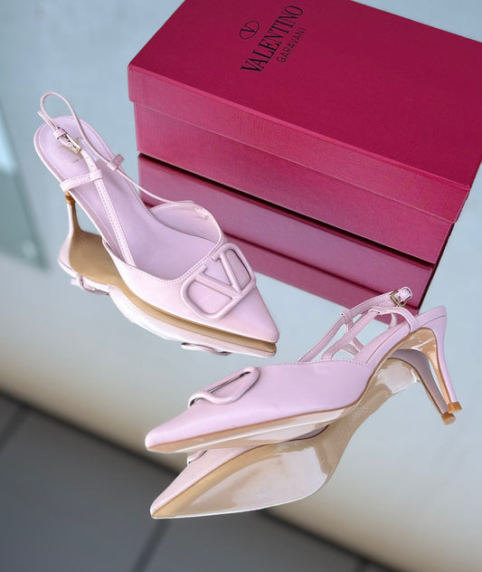 VALENTINO GARAVANI VLOGO SIGNATURE HEELS