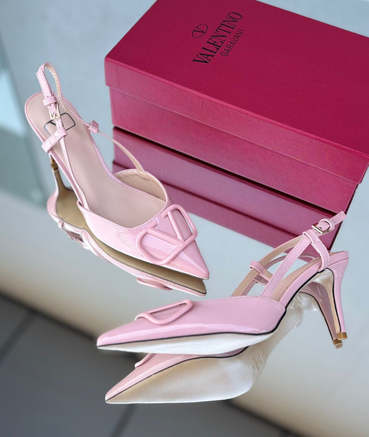 VALENTINO GARAVANI VLOGO SIGNATURE HEELS