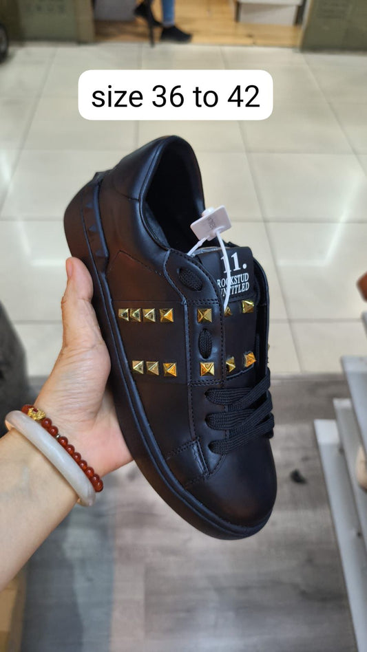 VALENTINO GARAVANI ROCKSTUD UNTITLED SNEAKERS