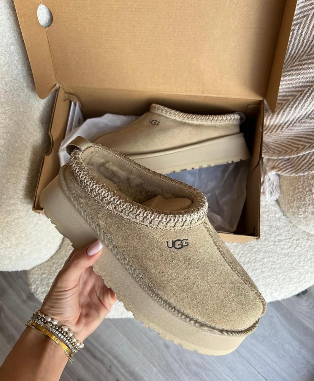 حذاء رياضي TAZZ للنساء من UGG