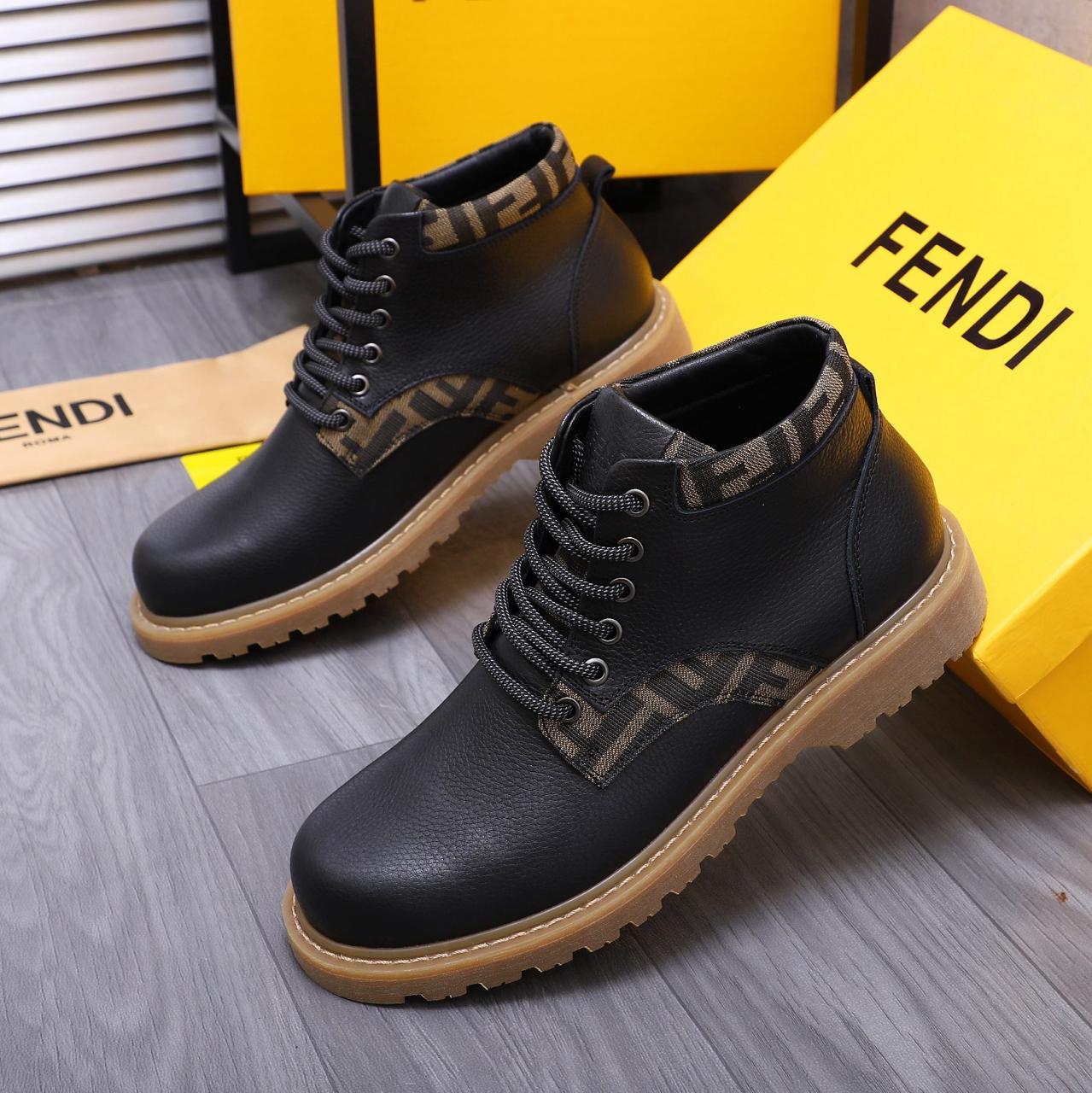 FENDI BLACK LEATHER LACE-UP BOOTS