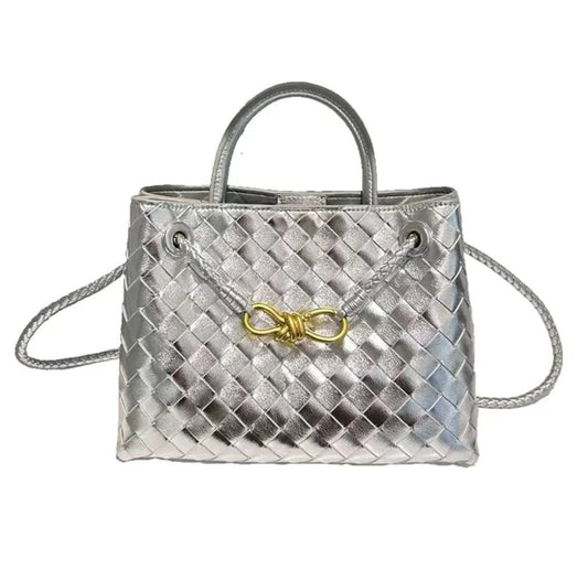 BOTTEGA VENETE SMALL ANDIAMO BAG