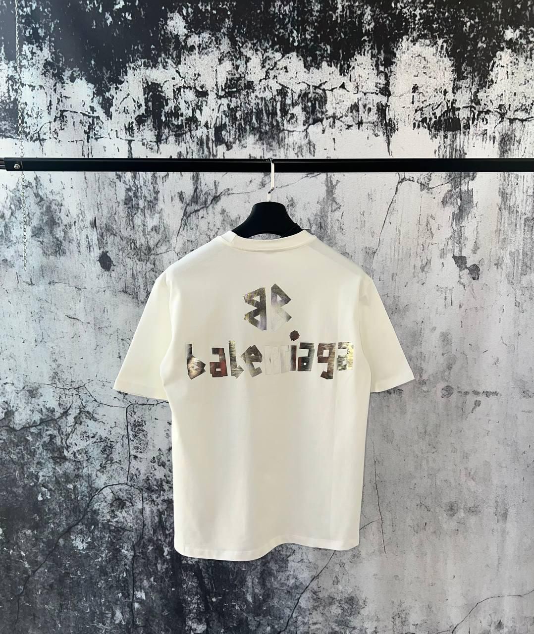 BALENCIAGA MEDIUM FIT NEW TAPE TYPE T-SHIRT