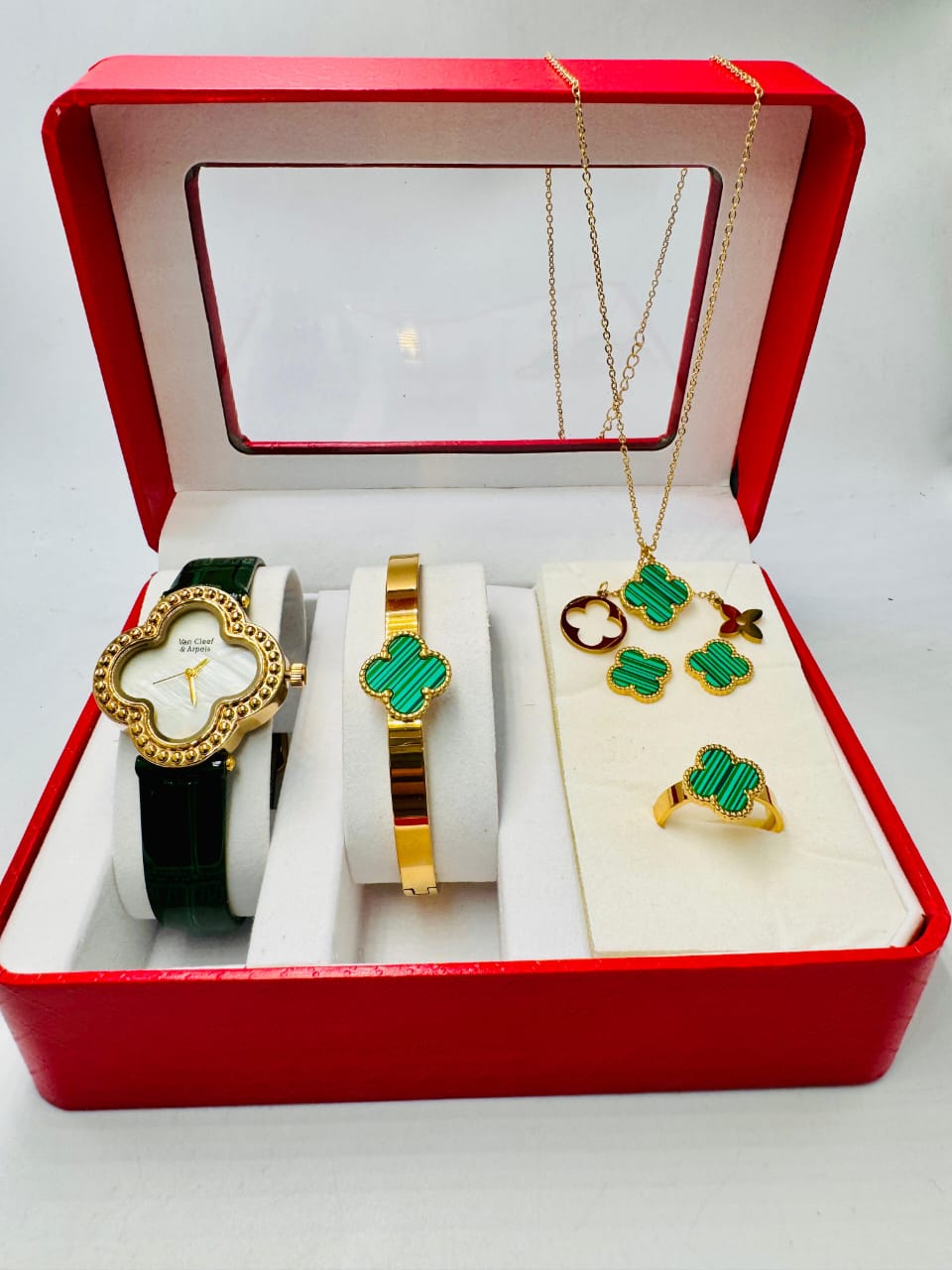 VAN CLEEF & ARPELS ALHAMBRA COLLECTION FOR LADIES FULL SET