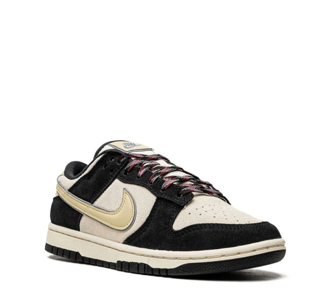 حذاء Nike SB Dunk Low LX باللون الأسود الكريمي