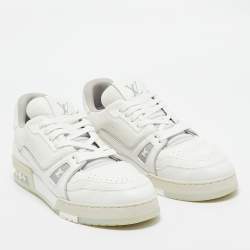 LOUIS VUITTON WHITE LEATHER LV TRAINER