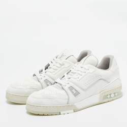 LOUIS VUITTON WHITE LEATHER LV TRAINER