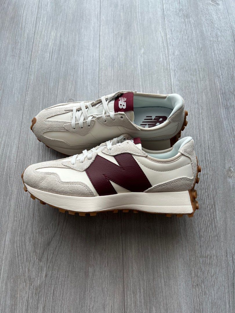 New Balance327 Trainers